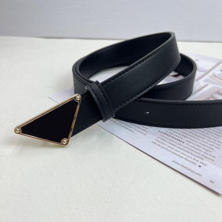 

2023Mens belt womens belt designer luxury ceinture black smooth buckle valentine christmas day gift fashion leather waistband woman for cccc10