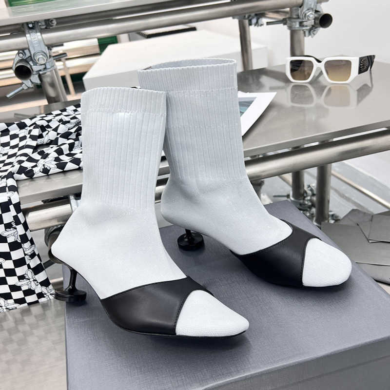 

Winter Boots Round Head High Heel Thin Socks Boots Fashionable and Comfortable Stretch Fine Short Ladies Single 221130