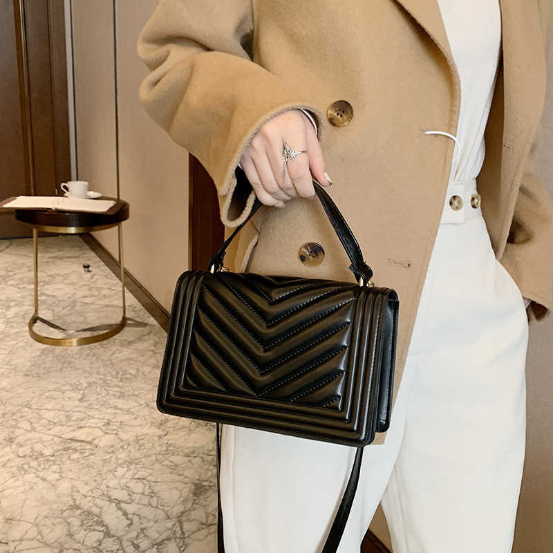 

Design Bag Factory Wholesale and Retail Online Red Bag New Korean Fashion Inenza One Shoulder Oblique Straddle Portable Small Square, White