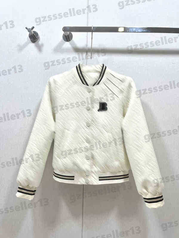 

Designer Womens Jacket Bur 22Fw Lettering Logo Patch Embroidery Jackets Fashion Autumn And Winter Jacket Luxury Womens Clothing 2 Colors, 1 white