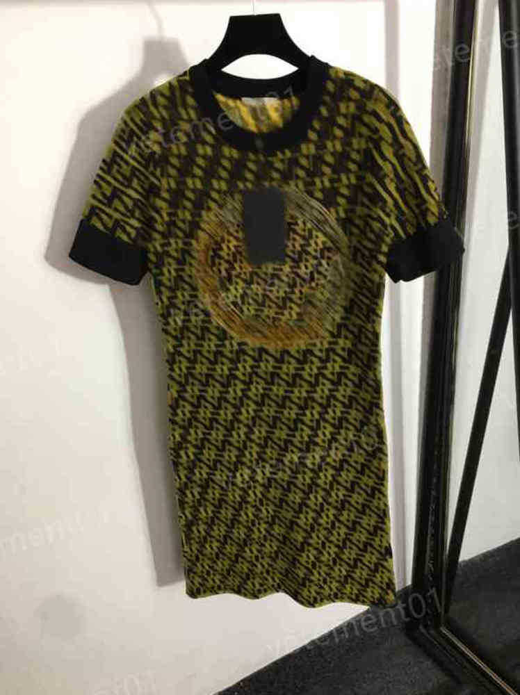 

Womens Dresses Character Head Diamond Embellished Knitted Short-sleeved Dress High Quality Luxury Dress Designer Women Clothing 0912