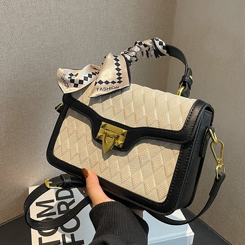 

Winter Single Shoulder Bags Women Retro Fashion Trend Bag Crossbody Fashion Messenger Bag Y2211, Strawberry pink