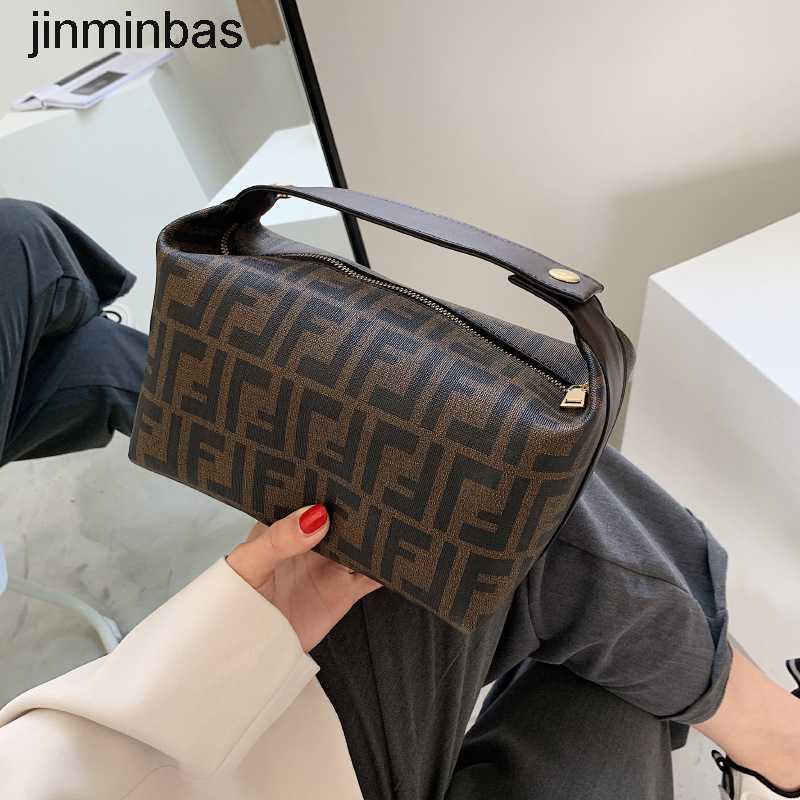 

Tote Bag Factory Wholesale and Retail Cosmetic Large Capacity Travel Portable Cosmetic Storage Windnet Red Wash New Super Fire