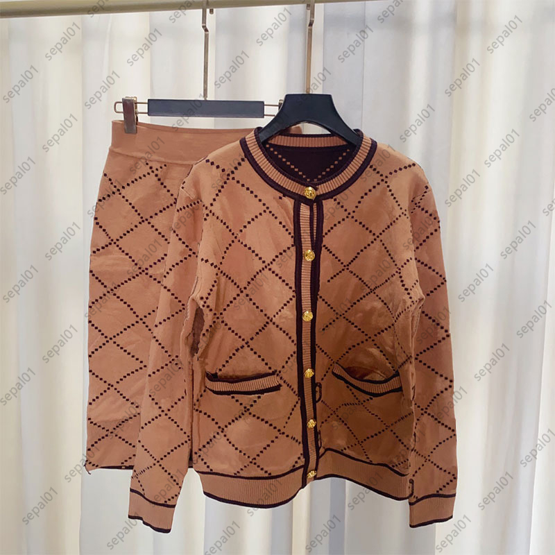 

Women Knitted Two Pieces Suits Designer Skirts Sets Sweater Cardigan Autumn Winter Woolen Skirt Fashion Sets, G1