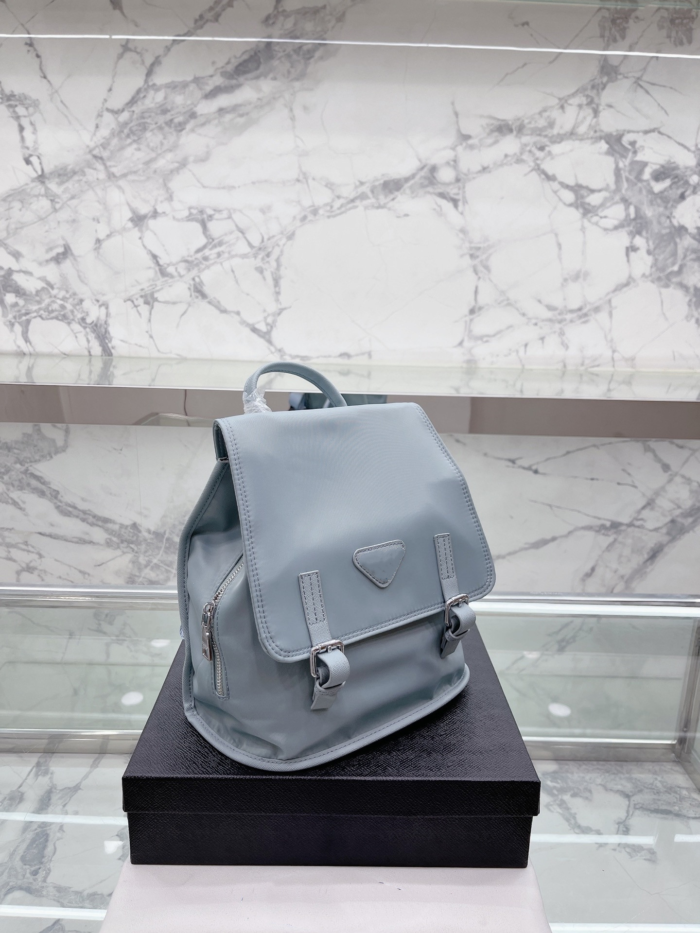 

Fashion backpack Brand handbag Chain underarm bag Canvas Crossbody wallet woman Multifunctional Backpacks Travelling bag Triangle Metal decoration, Grey