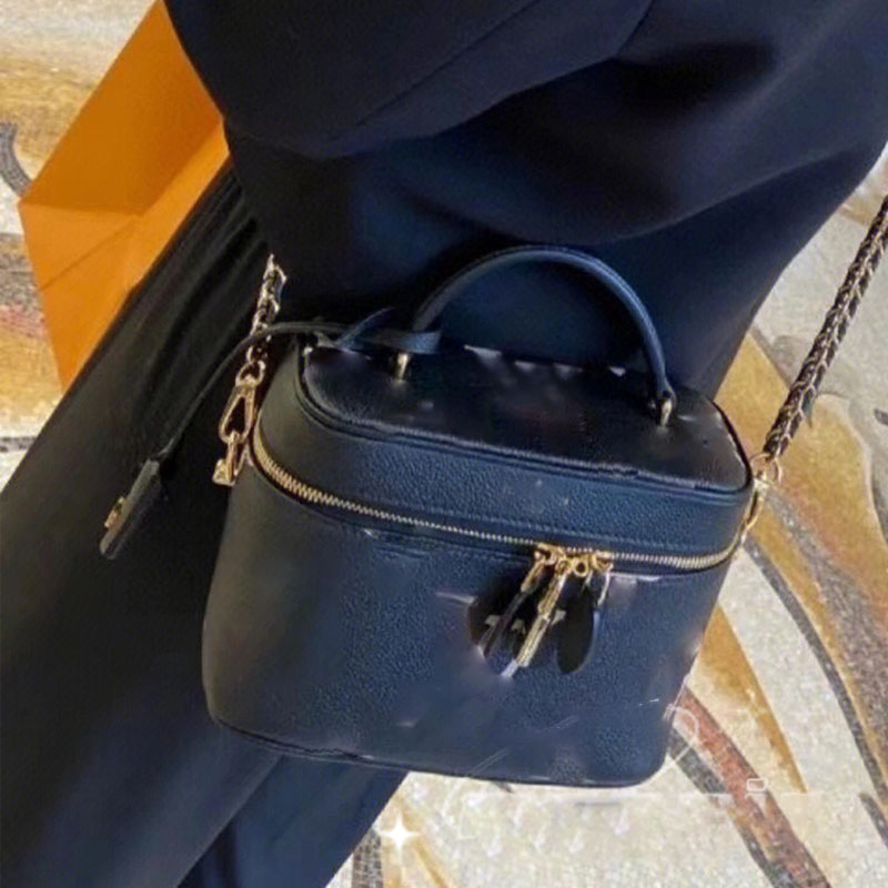 

Luxury designer handbag lvs makeup bag crosbody womens purses round cake shoulder bags fashion VANty cosmetic case with lock Arrive from US witnin 2-5 day, 44699-18x16.5x7.5cm2