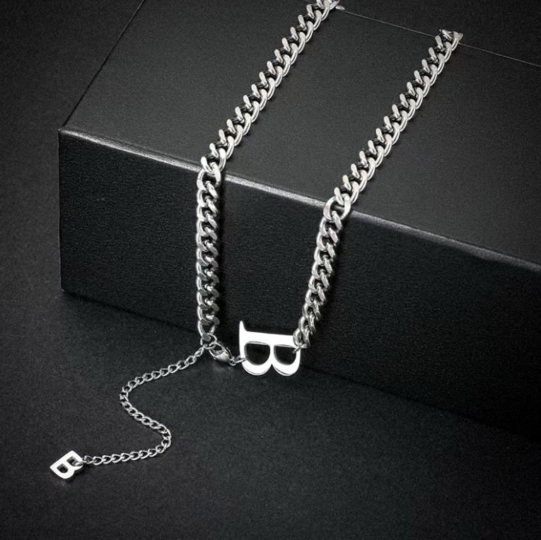 

Classic Titanium steel B letter Pendant Necklaces 18K gold plated Cuban link women Luck choker necklace Designer Jewelry TI12