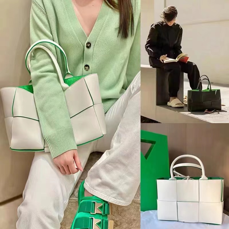 

Handmade Woven Soft Genuine Leather Small Totes Fashion Bags Knitting Purses And Handbags Quality Large Capacity Shoulder Crochet Composite Bag 2323, White