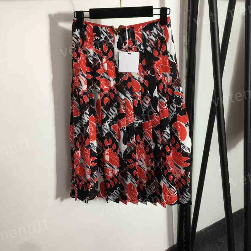 

Designer Women Dresses Va..len V Letters Vintage Print High Waist Pleated Red Skirt Luxury Summer Party Dresses For Women