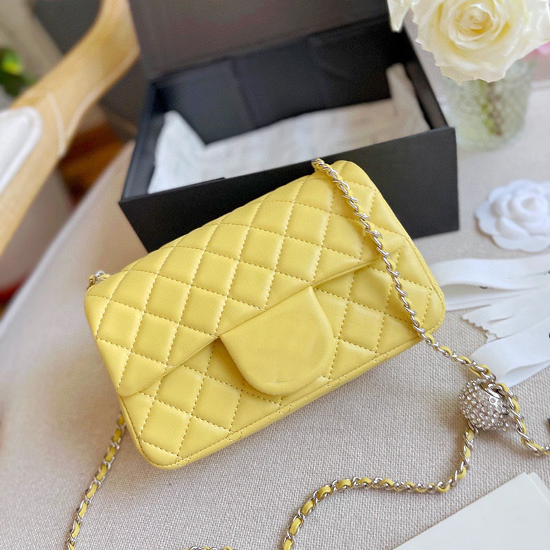 

CC Bags Luxury Brand Cross Body Women Rhinestone Badge Crossbody Bag Matelasse Golden Globe Adjustable Chain Classic Flap Shoulder Bag Leath, Red