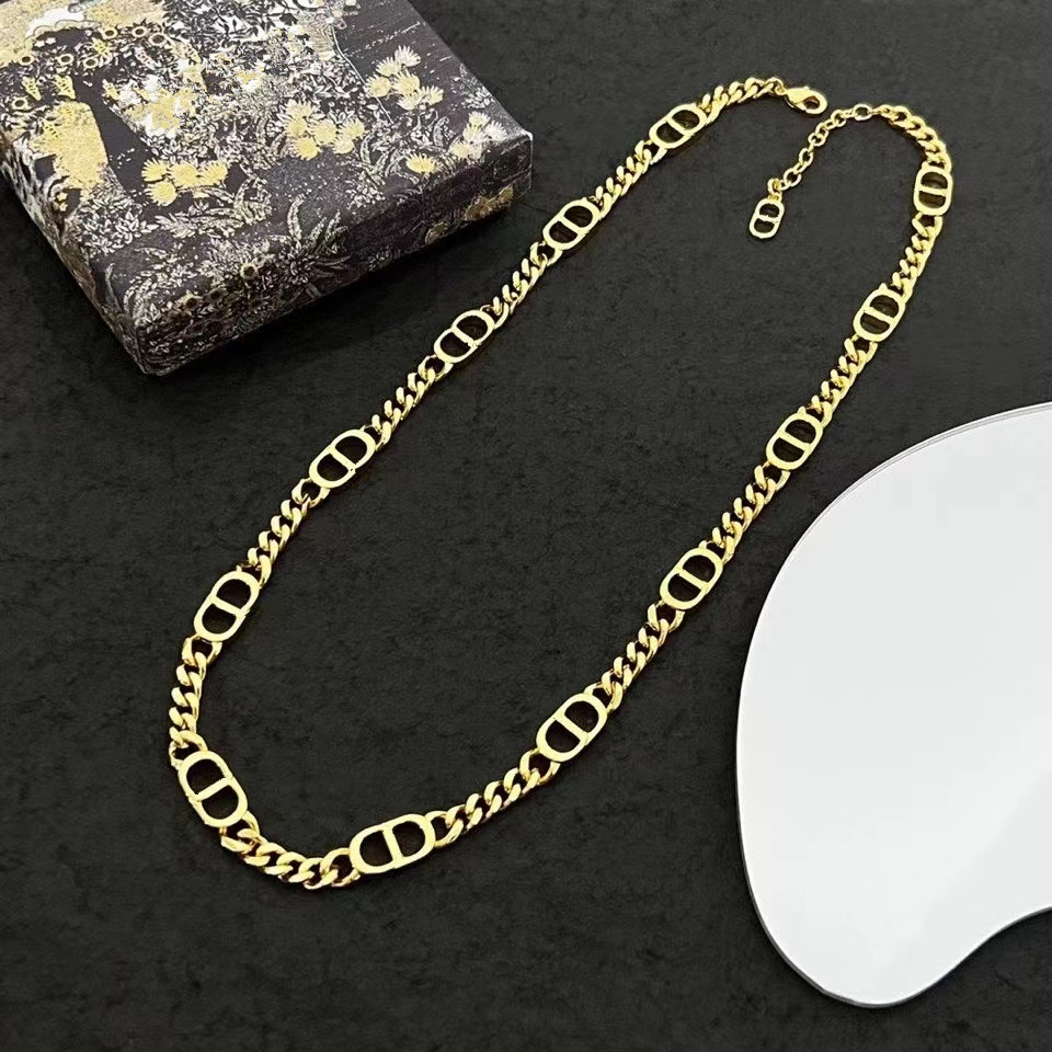 

22ss 18K D Letter Adjustable Titanium chain Necklace men and women Street Hip Hop Fashion Simple Accessories Holiday Gift
