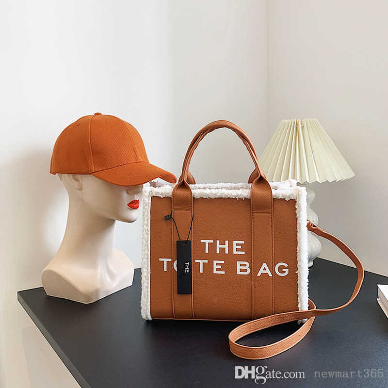 

Retail Large Capacity Tote Bag Womens Color Contrast PU Handbag Letter Fashion Shoulder Bag Commuting Messager Bags, Red