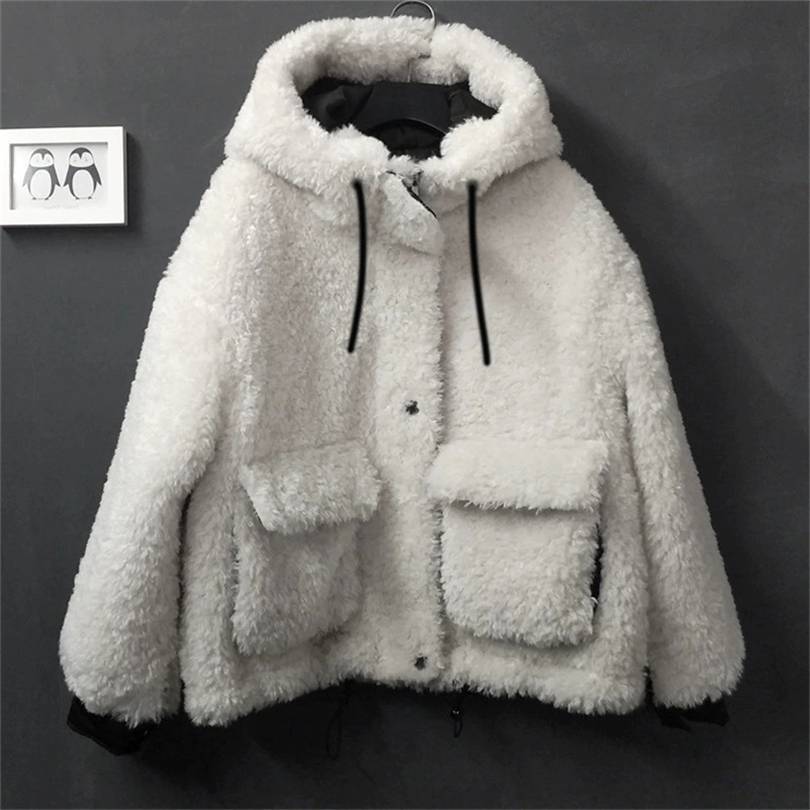 

Womens Jackets white lamb wool cotton thickened coat short hooded sheep curly fashion label 220930