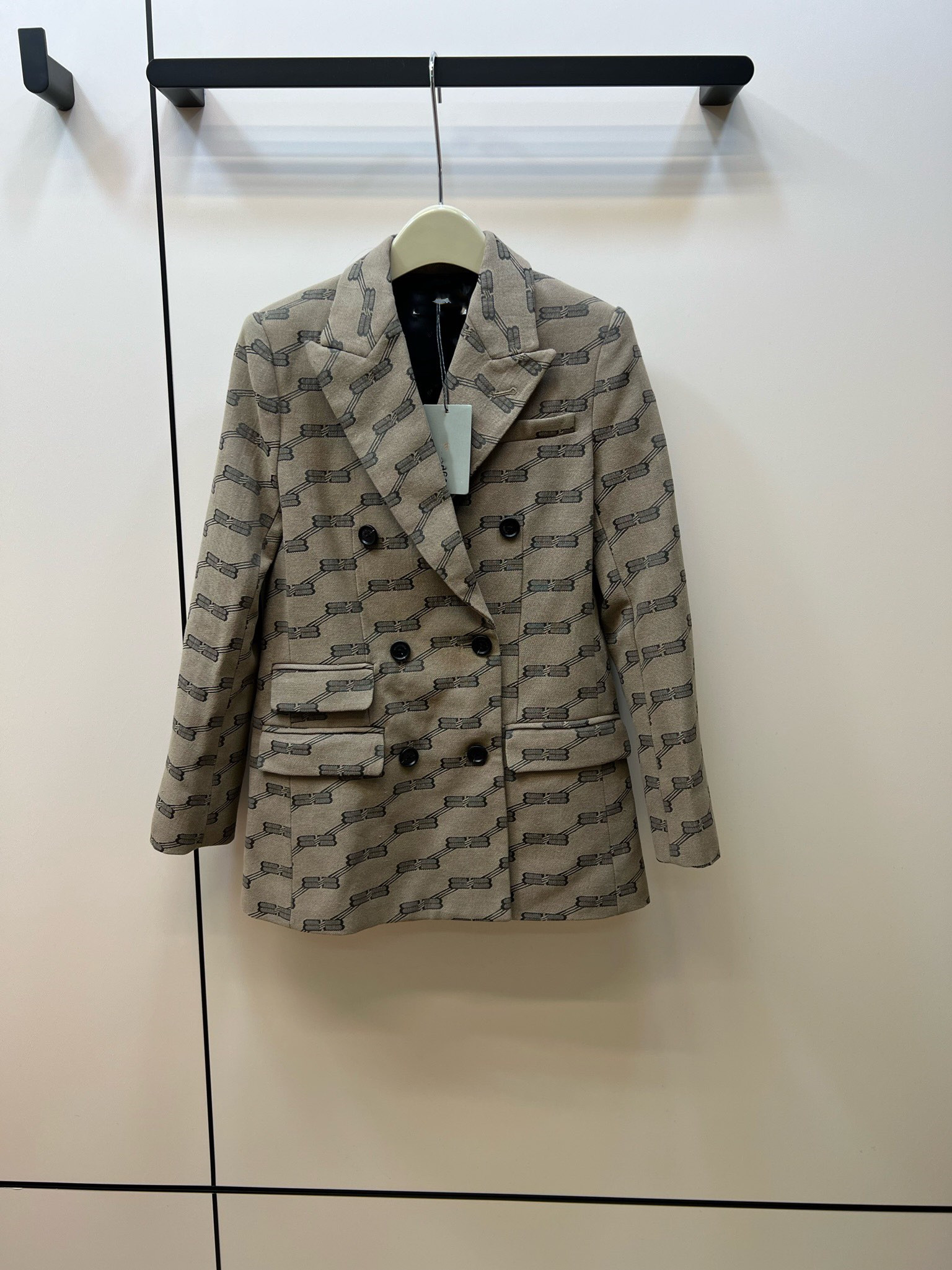 

Women's Jackets 2022 European designer designs customized jacquard fabric asymmetric pocket suit coat, Multi