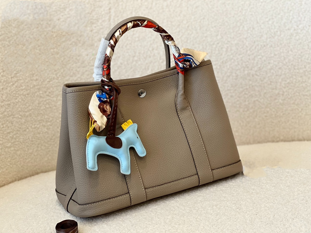 

Designer Bags Women tote handbags braided cowhide leather Wild at Heart leopard-print luxury Handbag Purse Tote Shoulder bag, Box