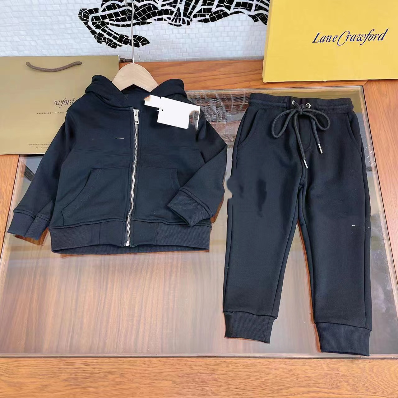 

toddler boy clothe set black color designer baby boys winter warm clothes wholesale party girl clothing sets 100-150 cm
