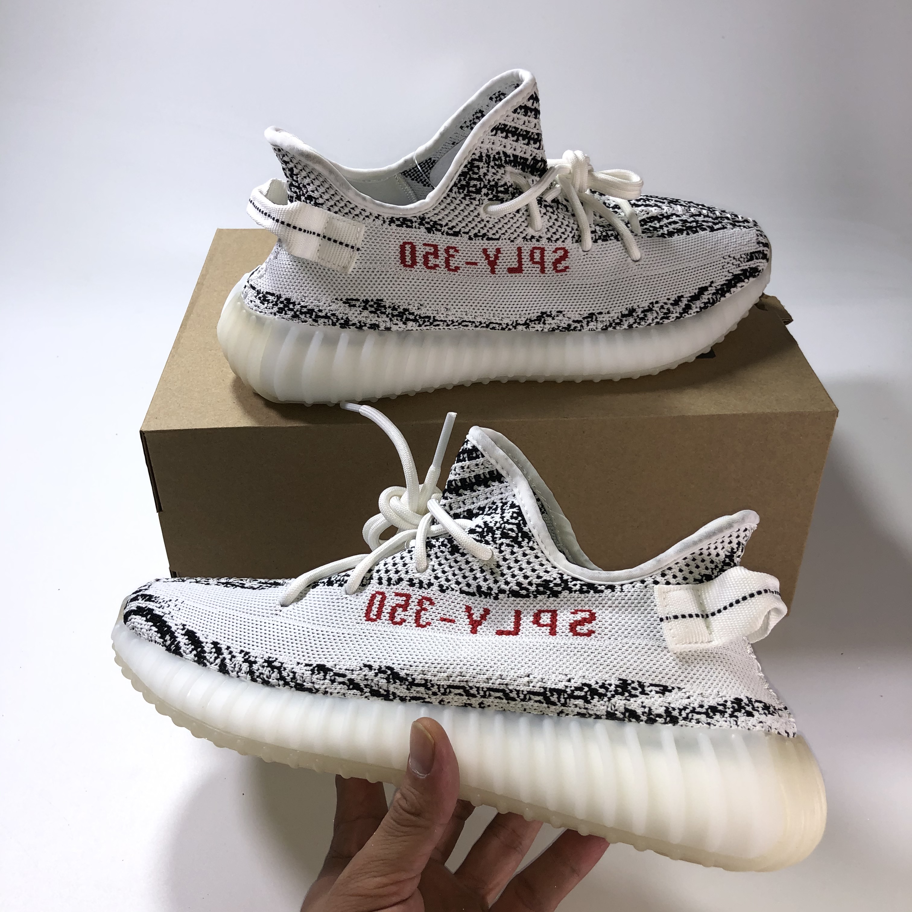 2023 Chaussures habillées Plus mieux Sply 350 V2 Onyx Blue Tint MX Oat Beluga 2.0 Zebra Bred Zyon Bone MX Rock Cinder Femmes Hommes Sneaker Avec
