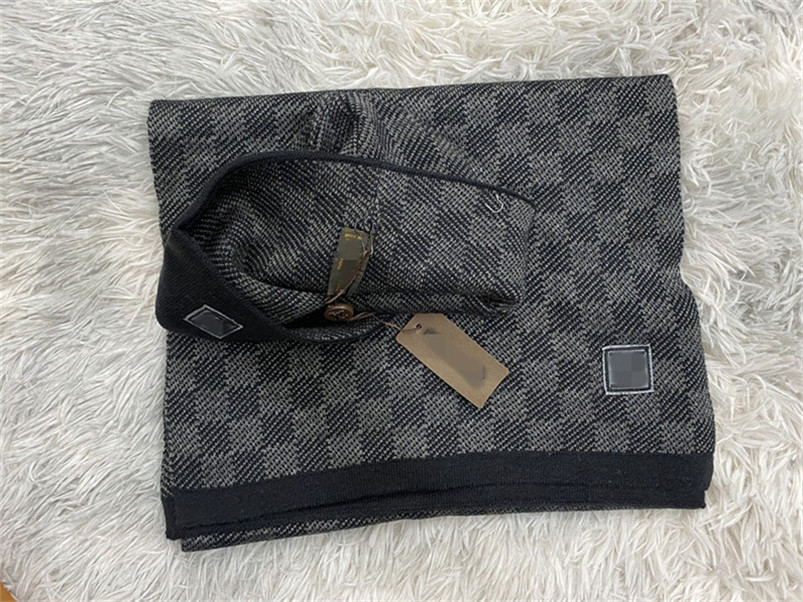 

22 Fashion designer scarfs hat Paris full print letter wool hats men lovers angel autumn and winter knitted hat warm thick scarf 688