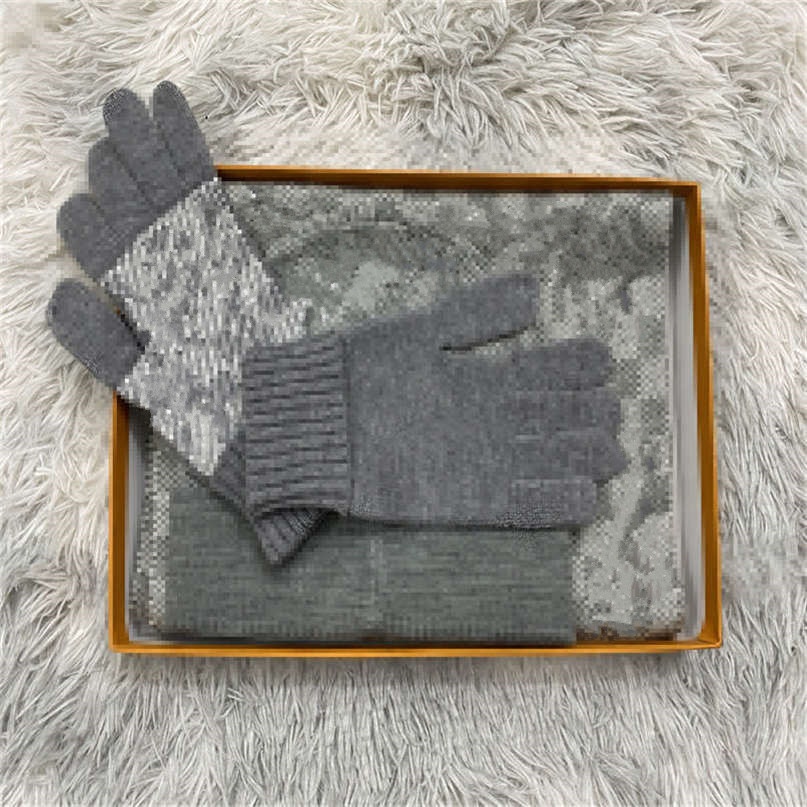 

2022xx Designer Mens Beanie Scarf Glove Set Luxury Hat Knitted Caps Ski Scarves Mask Unisex Winter Outdoor Fashion Sets