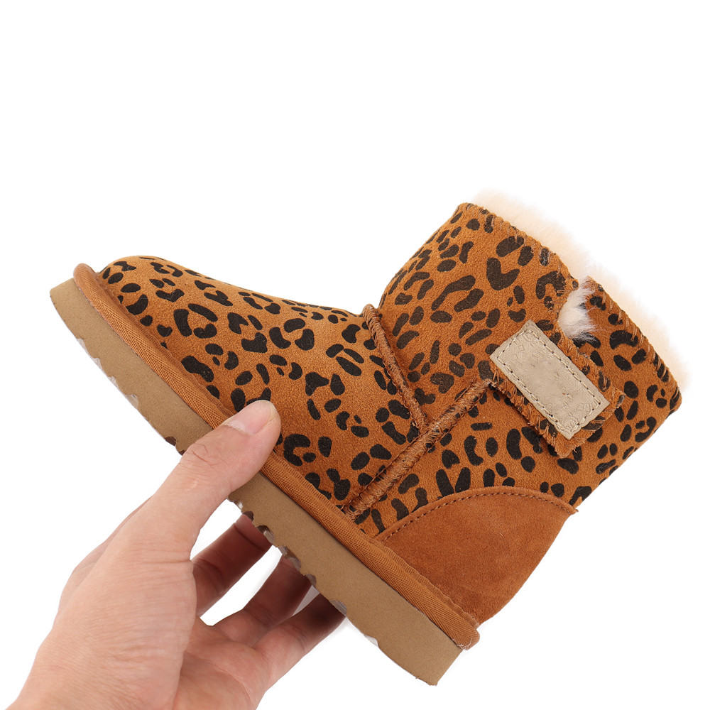 

Boots Children's thermal shoes Susueshoes Classic short mini women Warm Men and plush leisure maroon gray 2022 Hot Aus U5854 free transport, Khaki