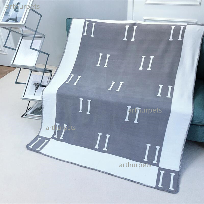

20 Designs Letter Woolen Cashmere Blanket 135X170CM Shawl Scarf Thick Soft Wool Warm Plaid Sofa Bed Decoration Air Conditioning Portable Fleece Throw Blankets