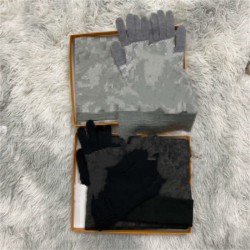 

shoes sandal bags Hats Scarves Gloves Sets Men Women Hat Scarf Sets Designers Warm Skull Cap New Knitted Beanie Fashion Accessories With BOX dunks