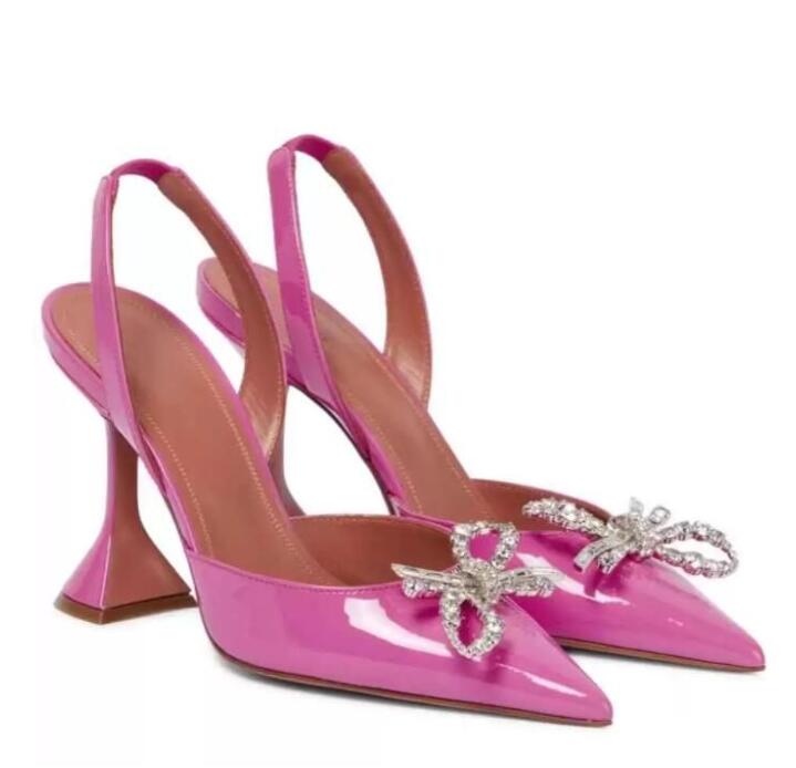 

Elegant lady sandals patent leather sequins bow knot embellishment horseshoe heel summer fashion wedding evening dress party