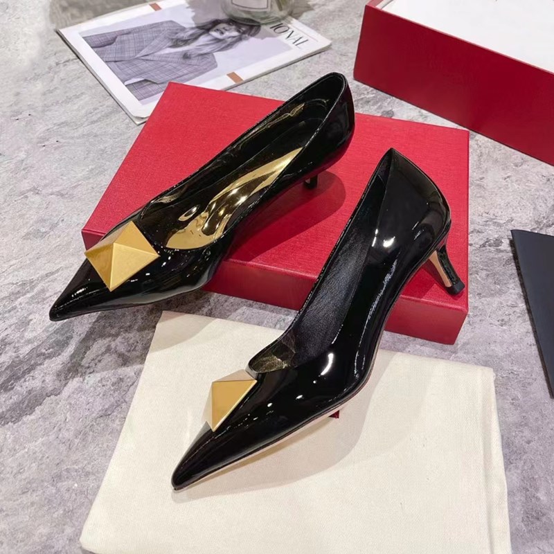

Dress Shoes Pumps Rivets Shoes Formal Office Pointed Toe Women 'S Brand Designer Simple Party Wedding Sexy New 5cm Heel 35-41 Size, Shoe box