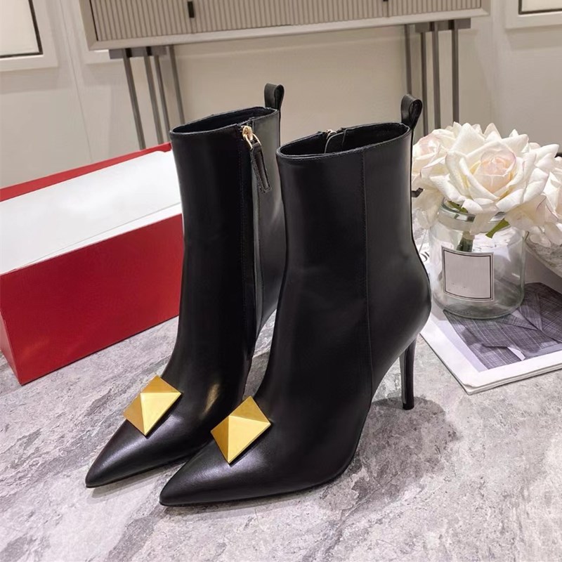 

Ankle boots leather Genuine Leather boot block heel Chelsea Martin booties heavy duty luxury designer brands for womenBoots follow high10.5cmBoots35--42size, Brown