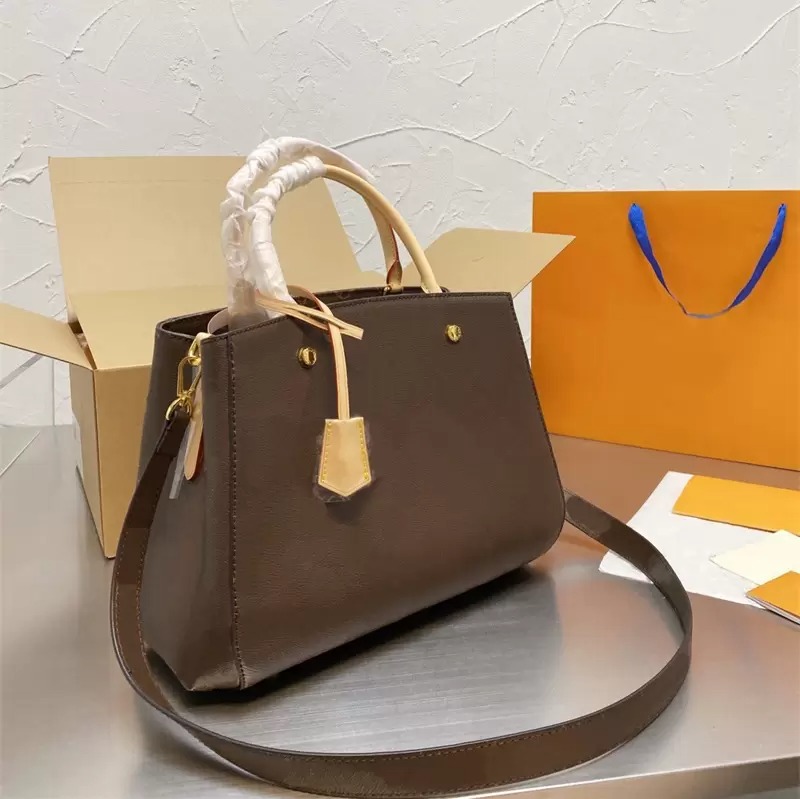 2022 Couleurs Sacs en réseau 2pcs Set Top Quality Femmes en cuir Sac à main pour dames sacs à main dame sac à main pochette Retro Sac