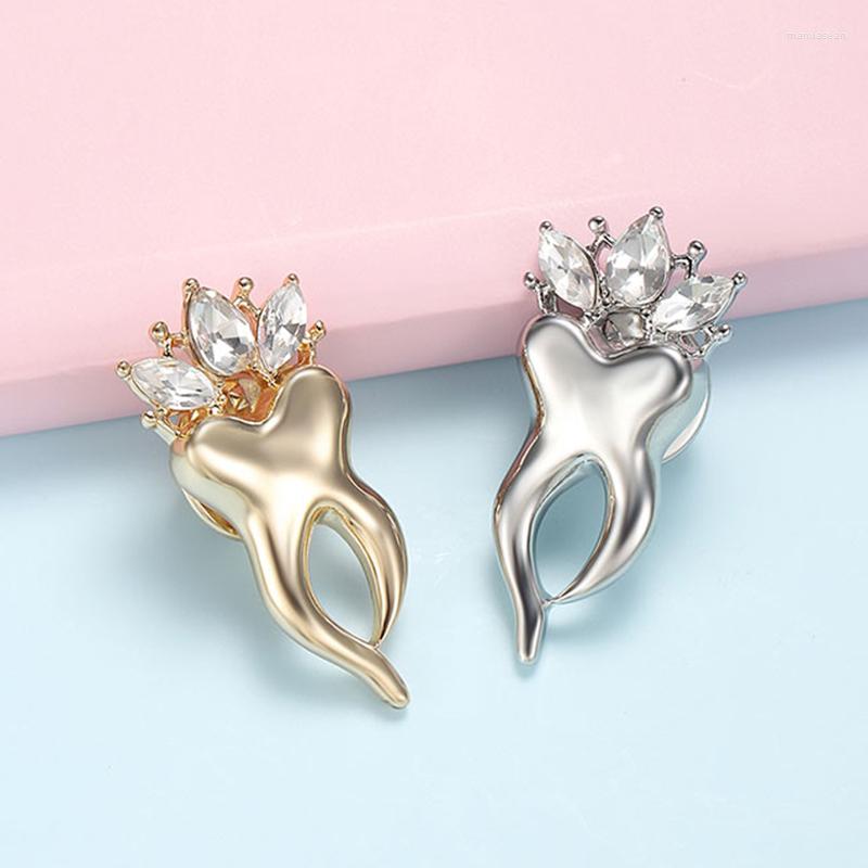 

Brooches Pretty Crystal Crown Tooth Pin For Dentist Student Cute Badge Accessories Silver Plated Enamel Women Pins