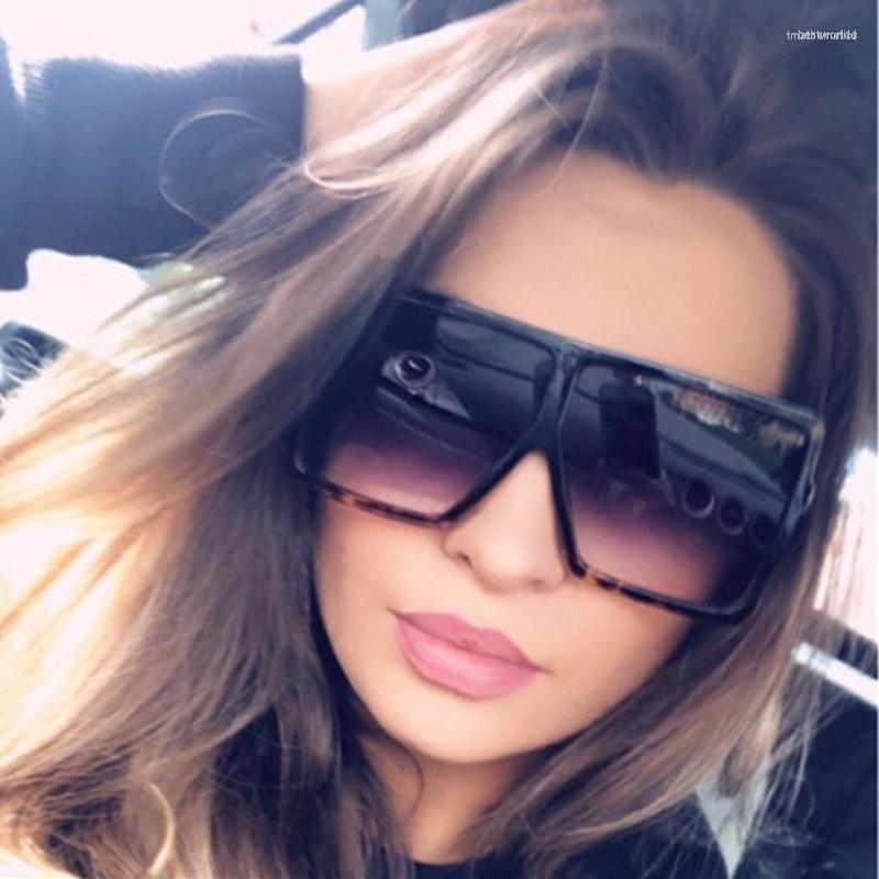

Sunglasses Big Square Women Oversized And Luxurious Female Mirror Oculos Unisex Gradient Hip Hop Shades Sun GlassesSunglasses