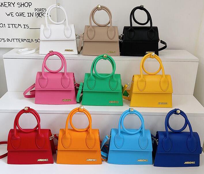 

Jocqquemus high qualitywomen bag one shoulder cross body pu small square bag