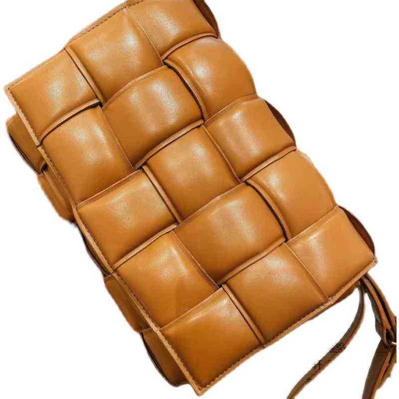 Designer Luxury Womens Sacs Bottegas Handbag Fashion Fashion épaule dupes Nylon Venetas Bottes de grande capacité Sac à bandoulière en cuir Mini