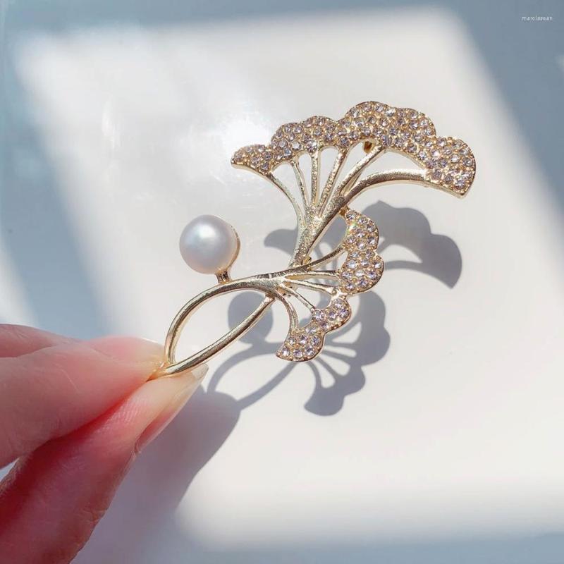 

Brooches Simple Leaf Crystal Women Vintage Pearl Creative Rhinestone Enamel Pin Flower Jewelry Plant Zircon Collar Pins Diy Gift