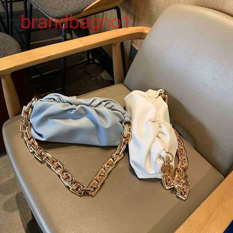

Bottegas Bags Venetas Designer Pouch Bag Luxury Women clutch Handbags hain Texture One Shoulder Cloud Versatile Ins Q9UI