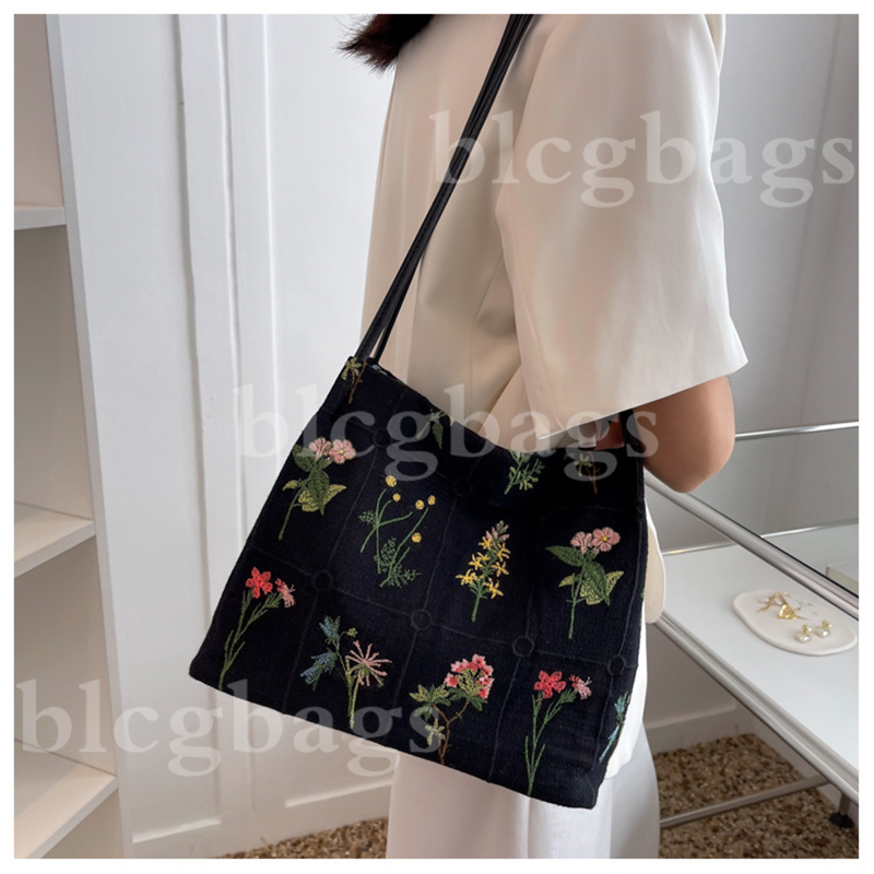 

HBP Large Capacity Single Shoulder Bags Female 2022 New Canvas Casual Class Commuting Bucket Bag, Black