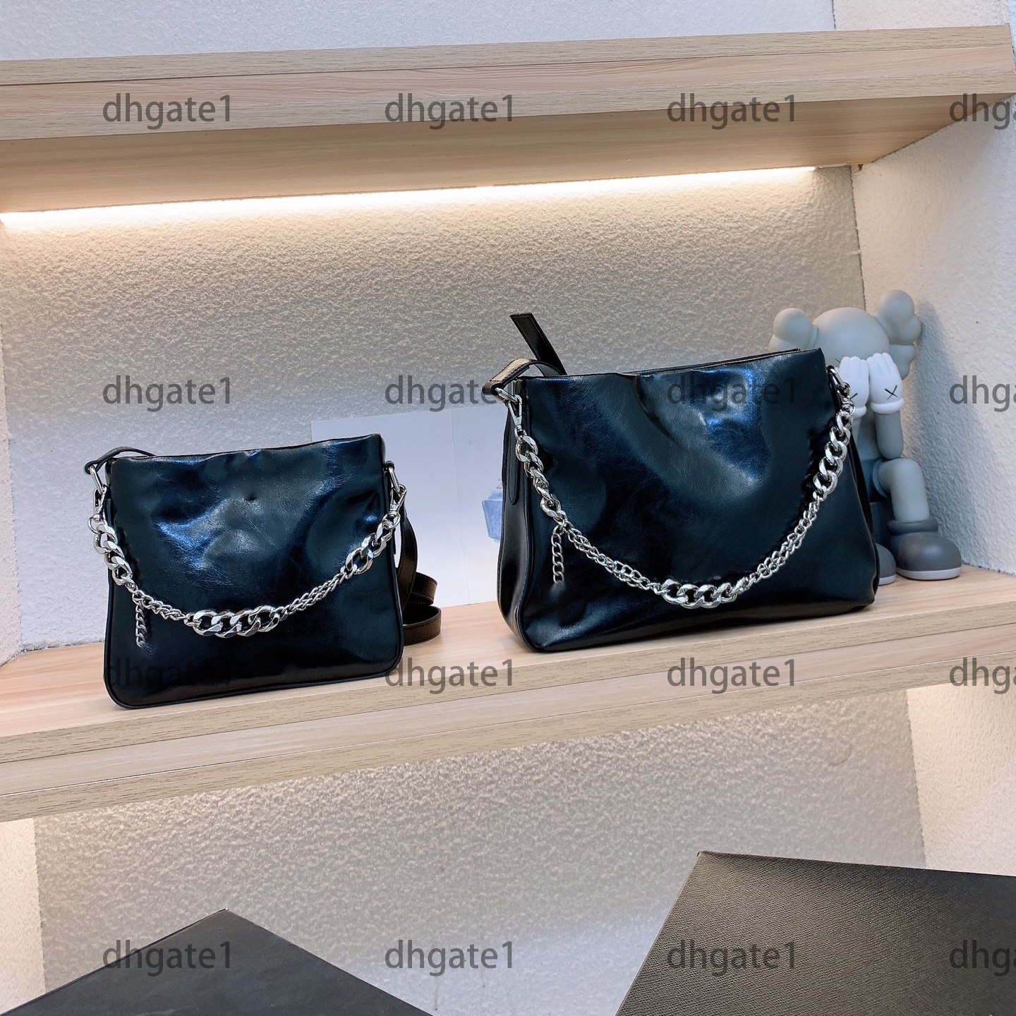 

Original Cowhide Gold Tote bag Women Classical Designer Crossbody Bag Artwork Fashion Casual Commute Atmosphere Stylish Shopping Handbag 31cm, Black