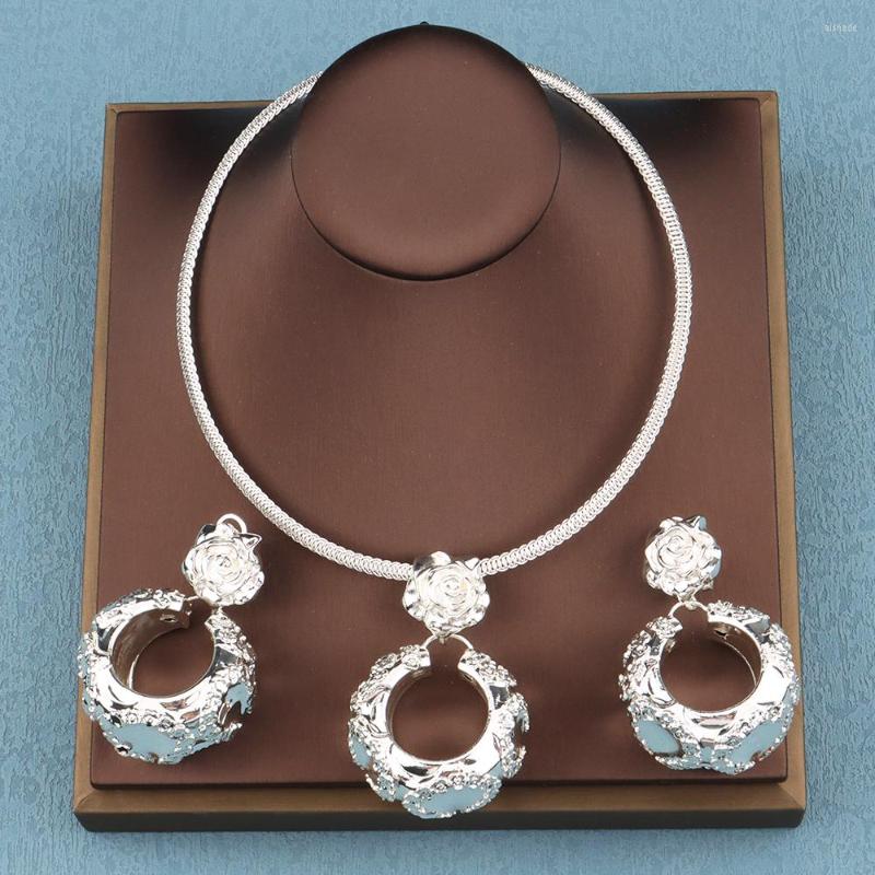 

Necklace Earrings Set Jewelry For Women Silver Plated Geometry And Pendant 2PCS African Dubai Weddings Party Gifts, Picture shown