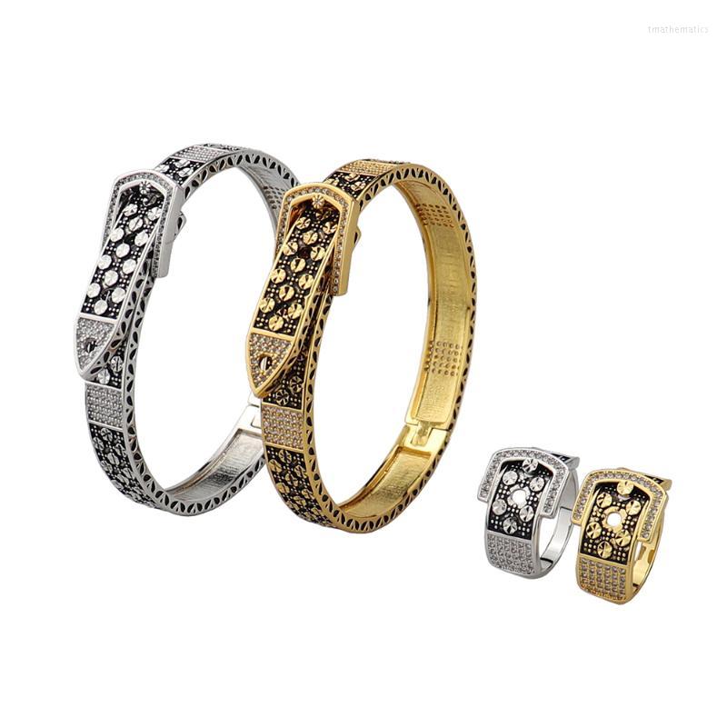 

Necklace Earrings Set & Luxury Fashion Bracelet And Ring Jewelry Dubai Style Dance Accessories Party Gift B1303Earrings, Picture shown