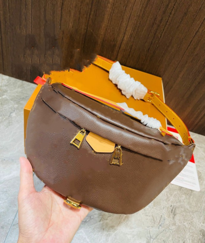 

Designers Bags Coaeh Crescent Moon Bag ToteBag Purse HandBags Luxury Brown Large Capacity CrossbodyBags for Women