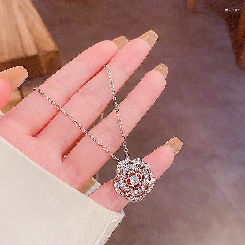 

Choker South Korea Micro Inset Camellia Titanium Steel Necklace Female INS Tide Small Niche Light Luxury Personality Temperament Cl