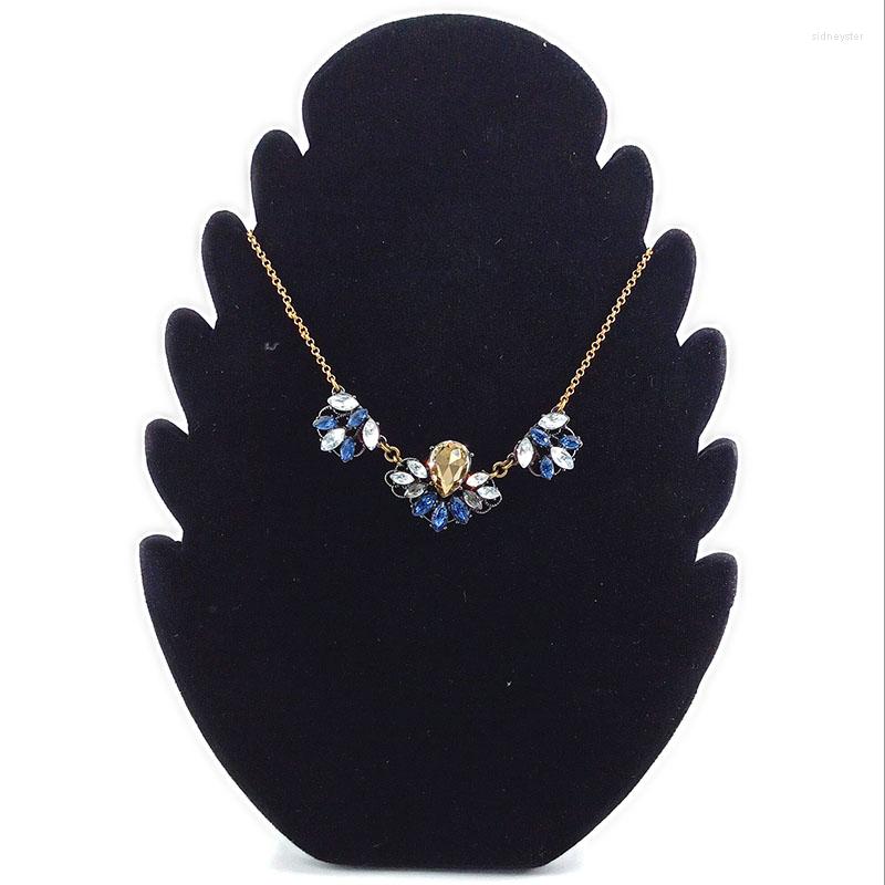 

Choker Blue Crystal Flower Pendent Gold Collar Women's Necklace