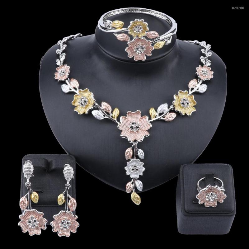 

Necklace Earrings Set Beautiful Crystal Ring Jewellery Flower Nacklace Multi Color Metal 4pcs For Mother's Day Gift, Picture shown