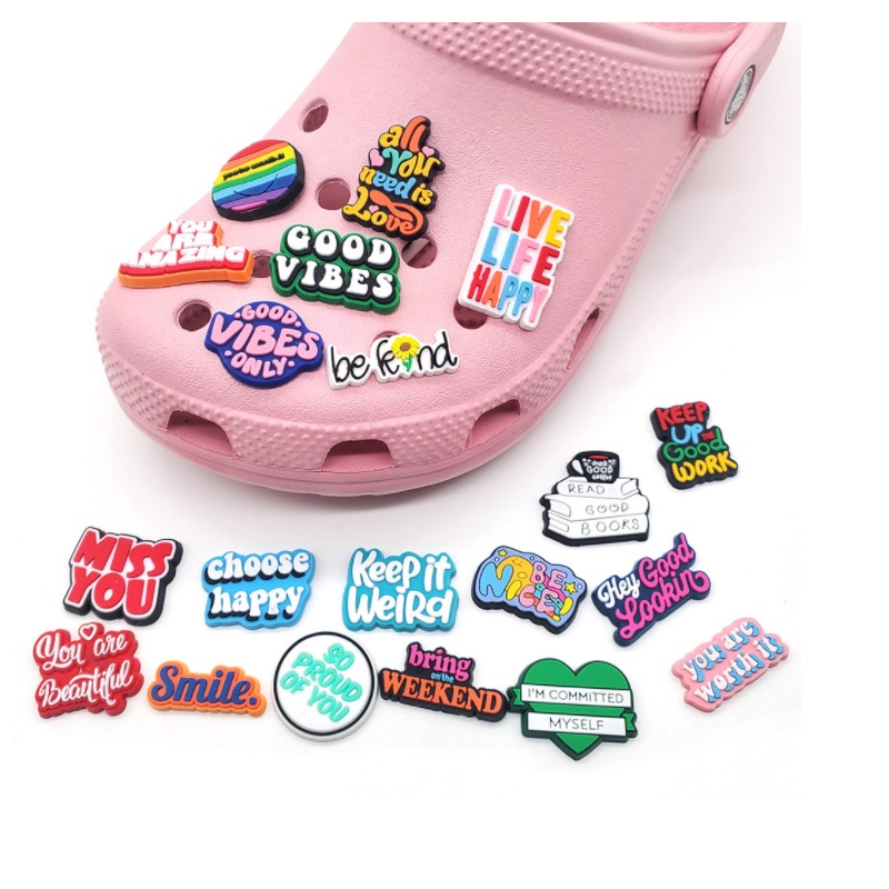 

Clog Shoe Fashion Shoe Men Sandals Character Croc Charms 2D Soft Pvc Parts Accessories Buckles Decorations Fit Kids Bracelets Gifts Letters words
