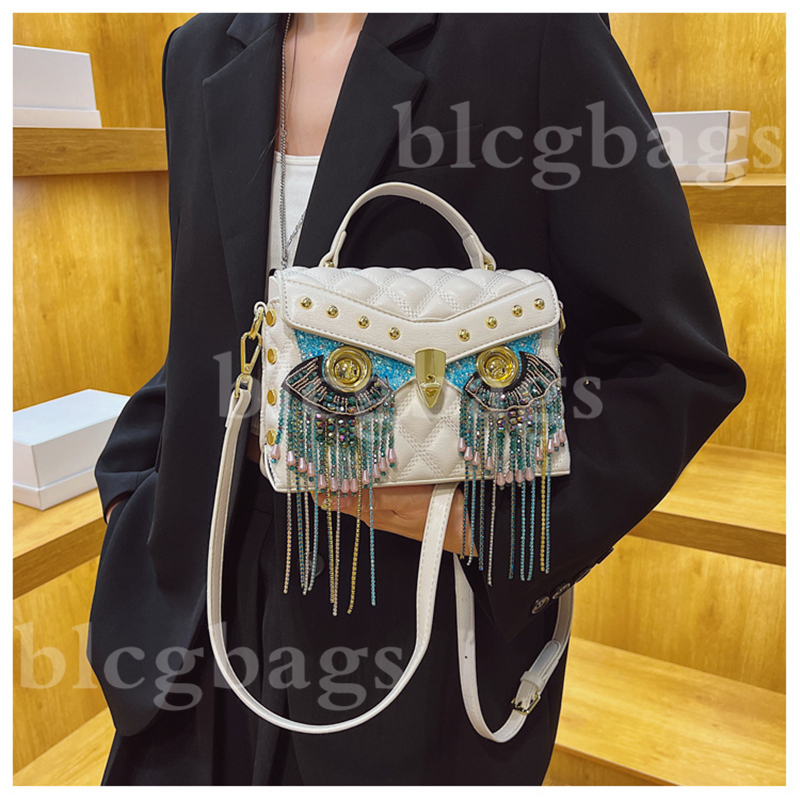 

HBP Woman 2022 New Crossbody Bag Delicate Lovely Portable Shopping Wallet Card Holder, White