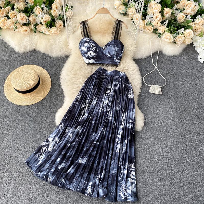 

Work Dresses Bohemian Vacation Beach 2pcs Set Women Floral Printed Short Strapless Tops And High Waist Pleated Long Skirt Suit Spring Summer, Black