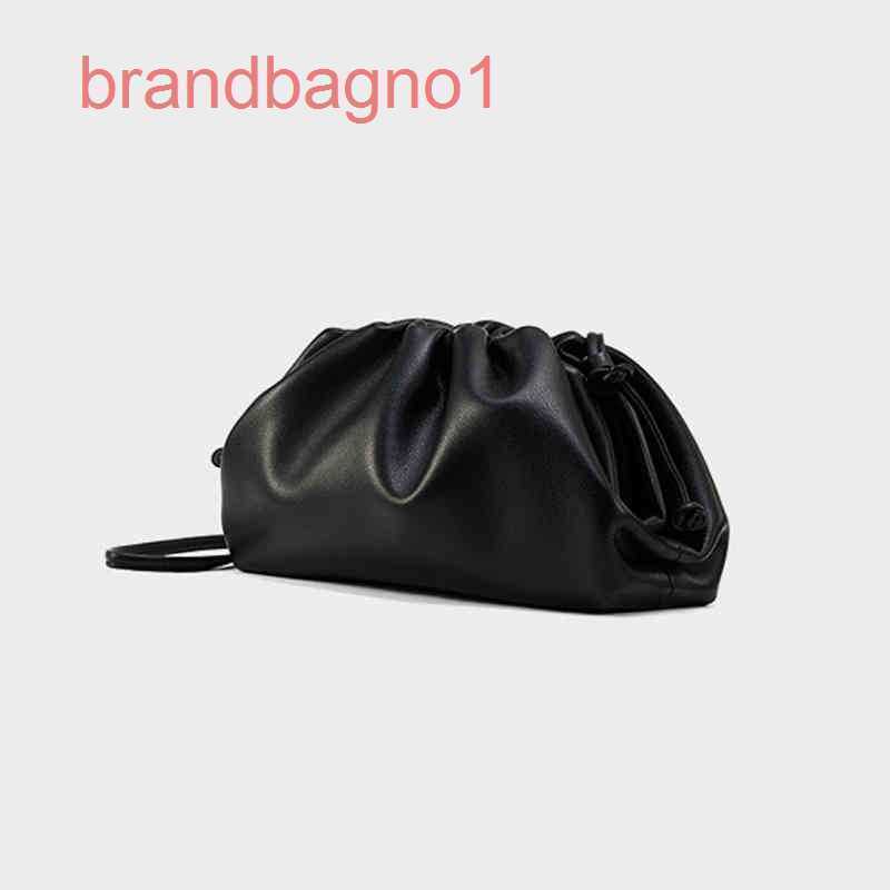 

Bottegas Bags Venetas Designer Pouch Bag Luxury Women clutch Handbags le Solid Color Cowhide Cloud Holding One 5U83, Light blue trumpet