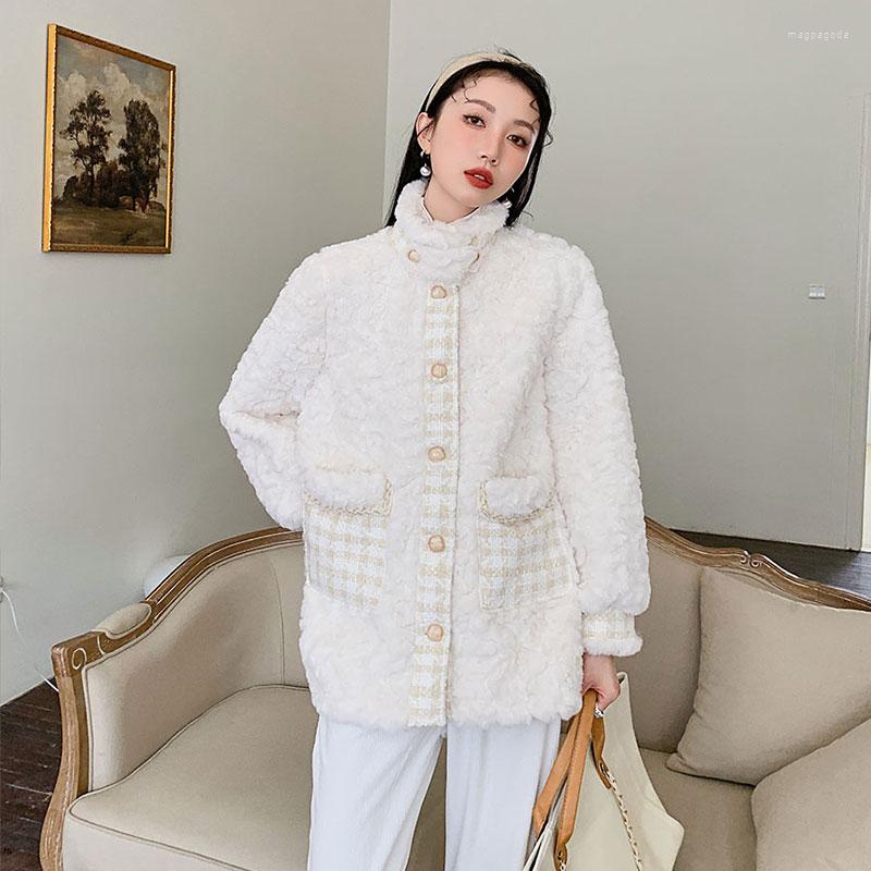 

Women' Trench Coats Winter Clothes Women Fashion Elegant Splice Plaid Lambwool Jacket Parkas Female Korean Loose Warm Faux Fur Coat F260, White