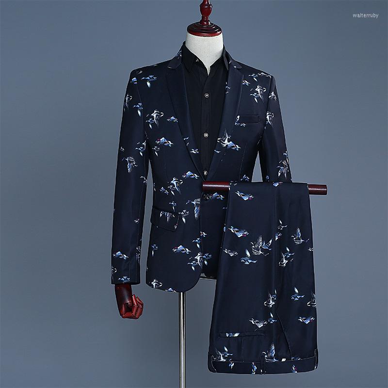 

Men' Suits 2022 Men Flip-up Two Piece Suit Male Small Bird Pattern Blazer Pants Nightclub Bar Singers Stage Show Dress Jacket Costumes, Picture shown
